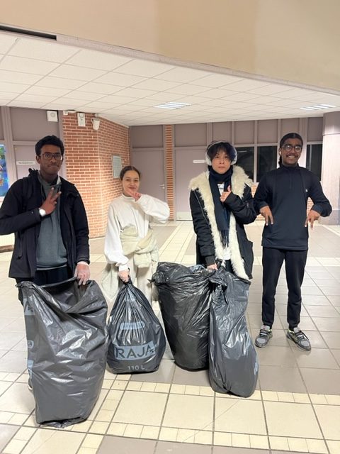 Action volontaire des élèves du lycée !